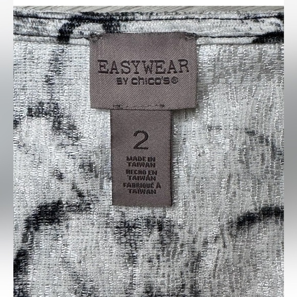 Chicos Top Easy Wear 2 Sz L Cardigan Topper Black White Floral Party Classy EUC - Picture 7 of 9